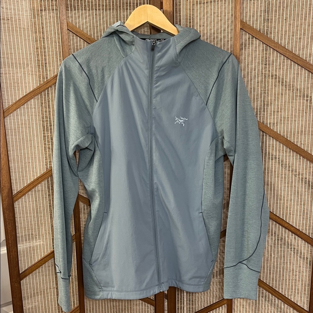 Arc'teryx Slate Blue Taema Hooded Jacket
